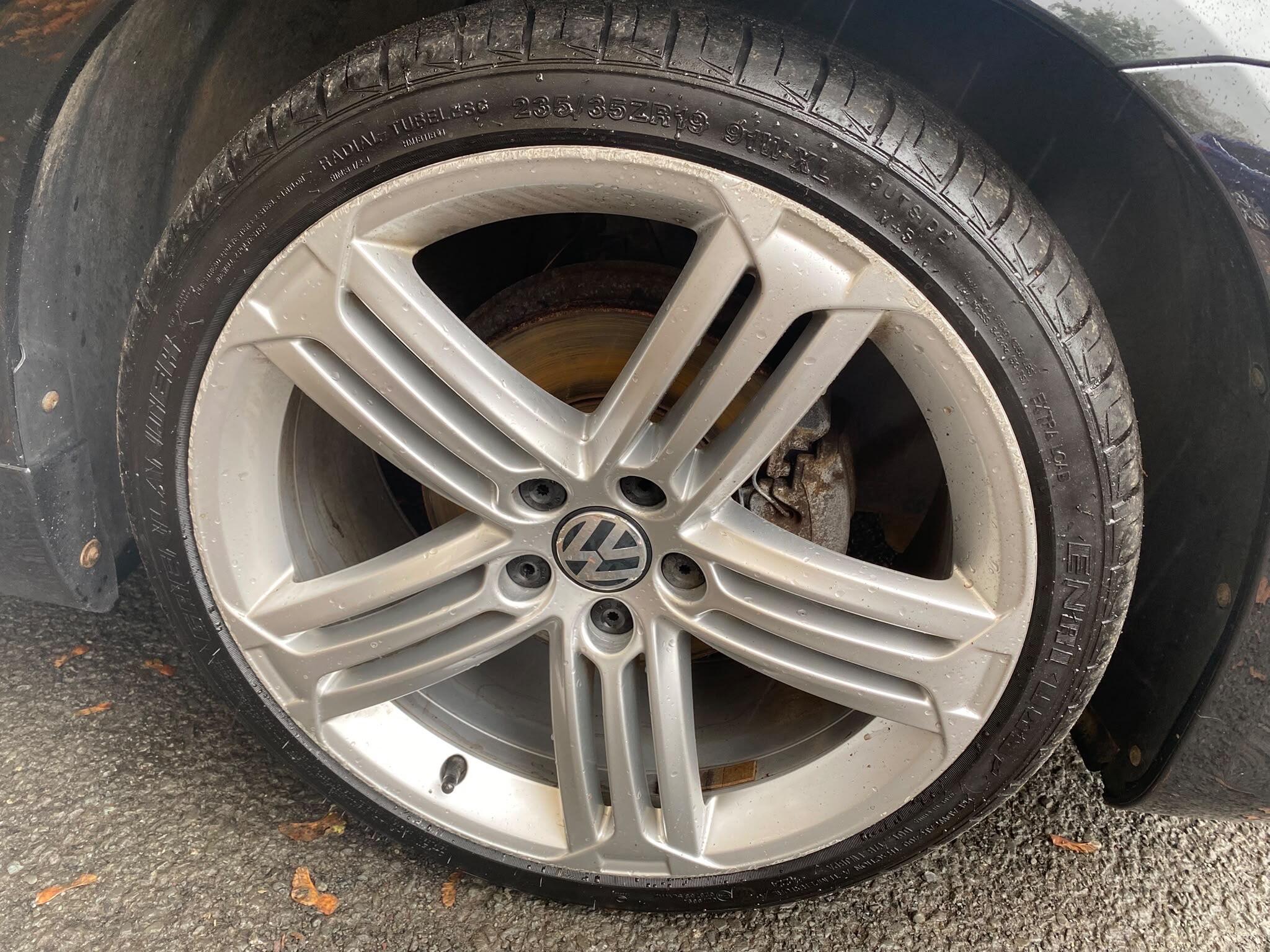 Volkswagen Scirocco - Image 13