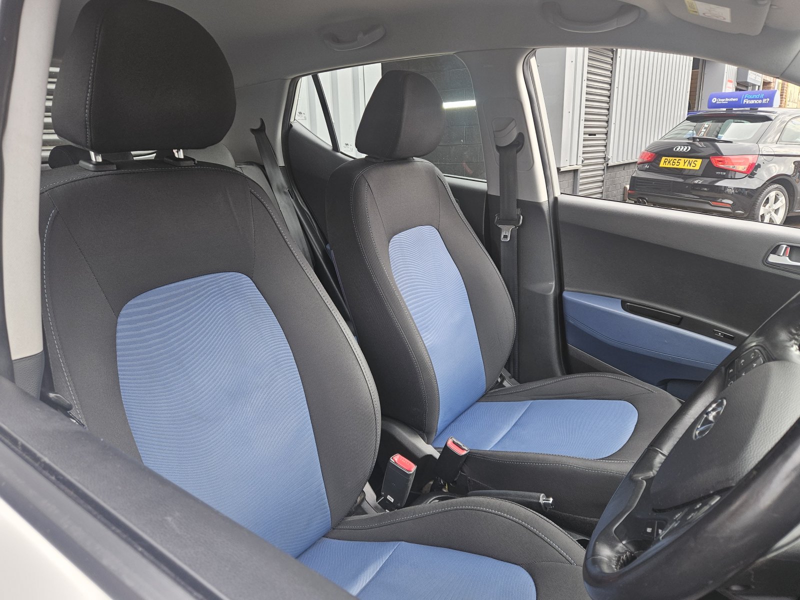 Hyundai i10 - Image 20