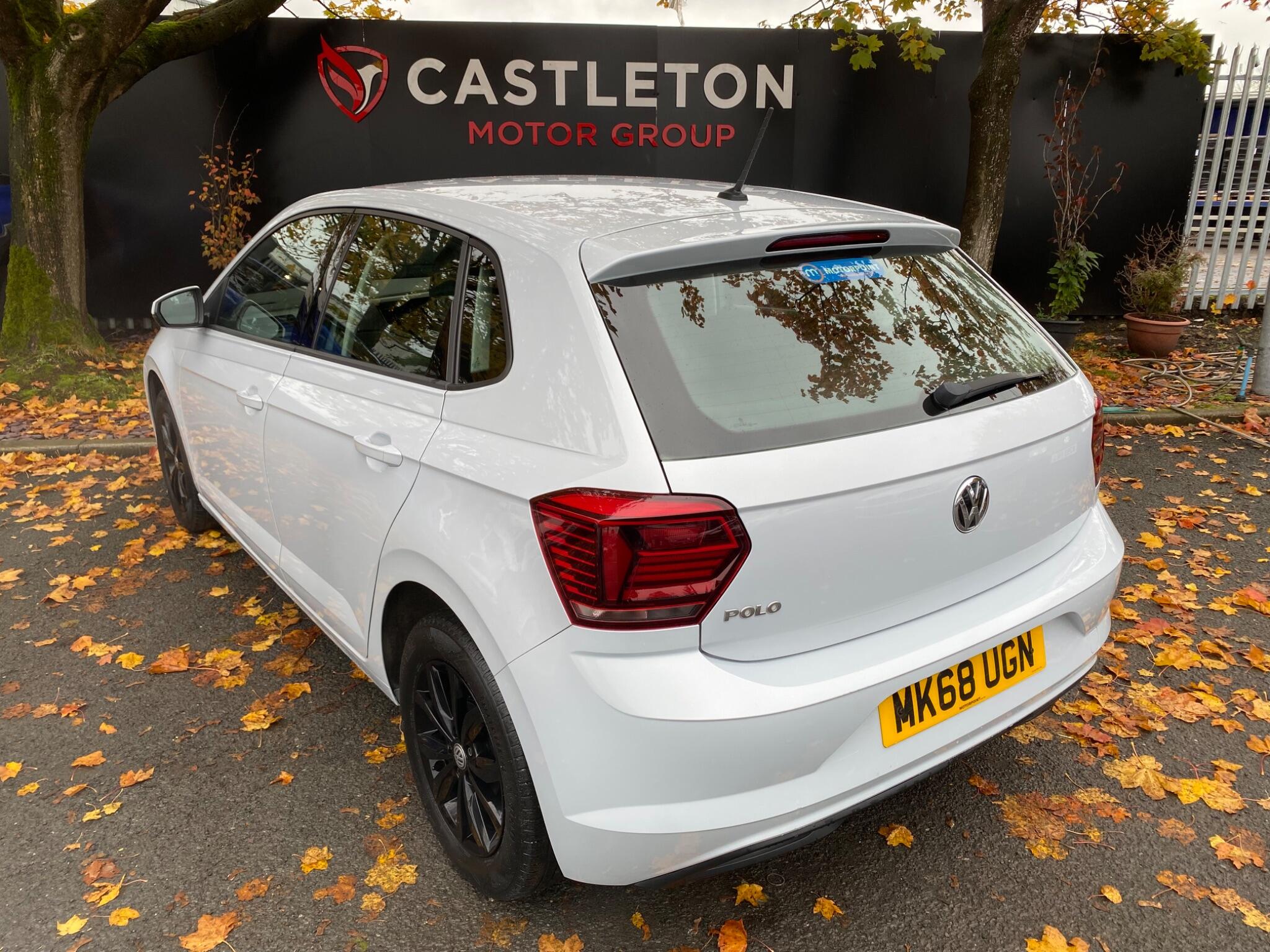 Volkswagen Polo - Image 8