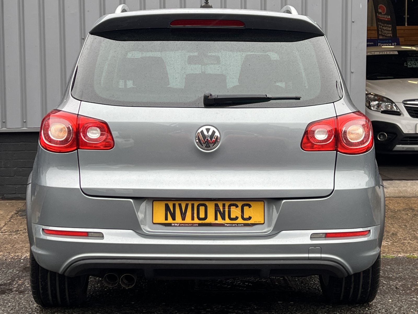 Volkswagen Tiguan - Image 4