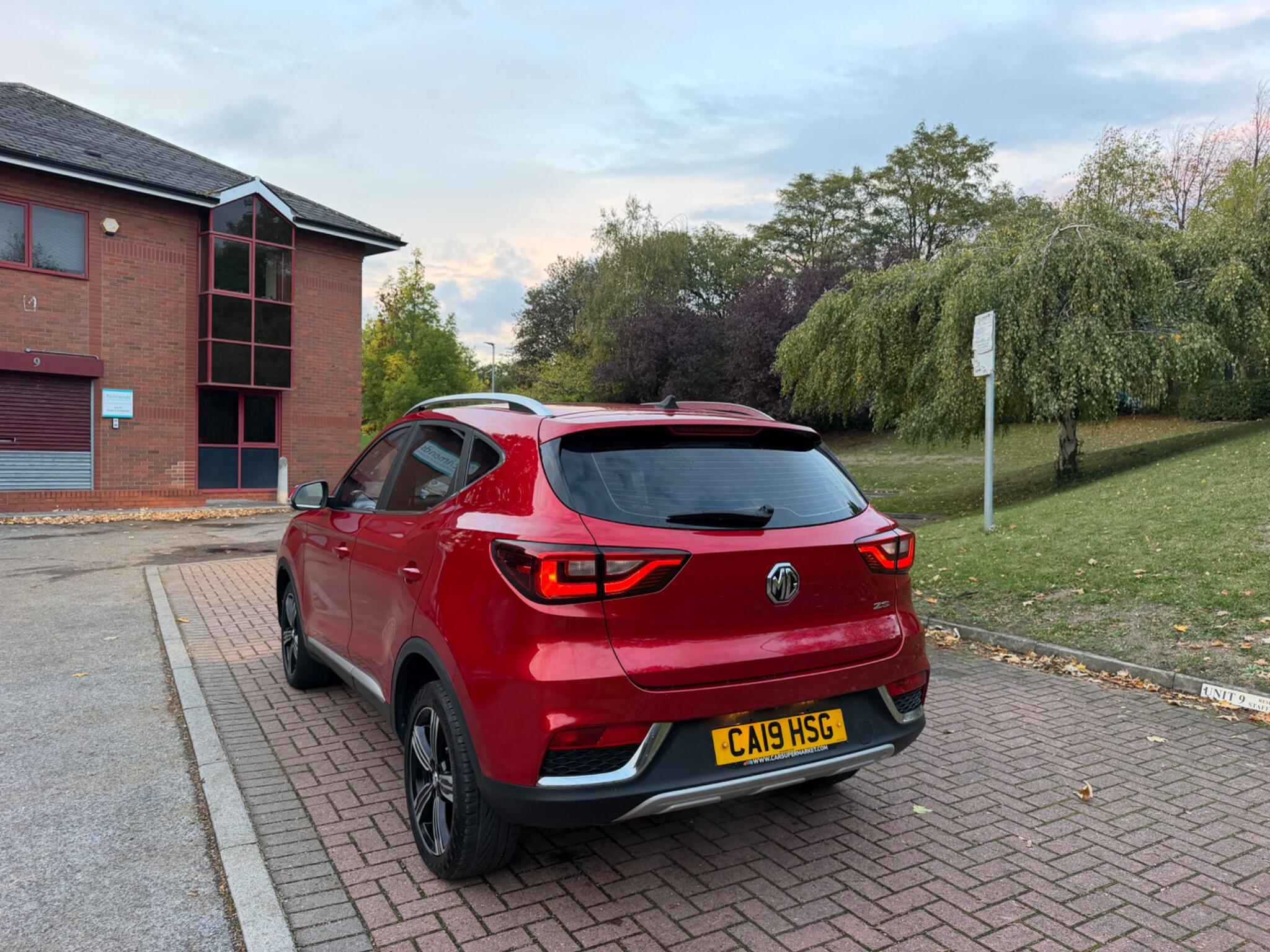 MG MG ZS - Image 5