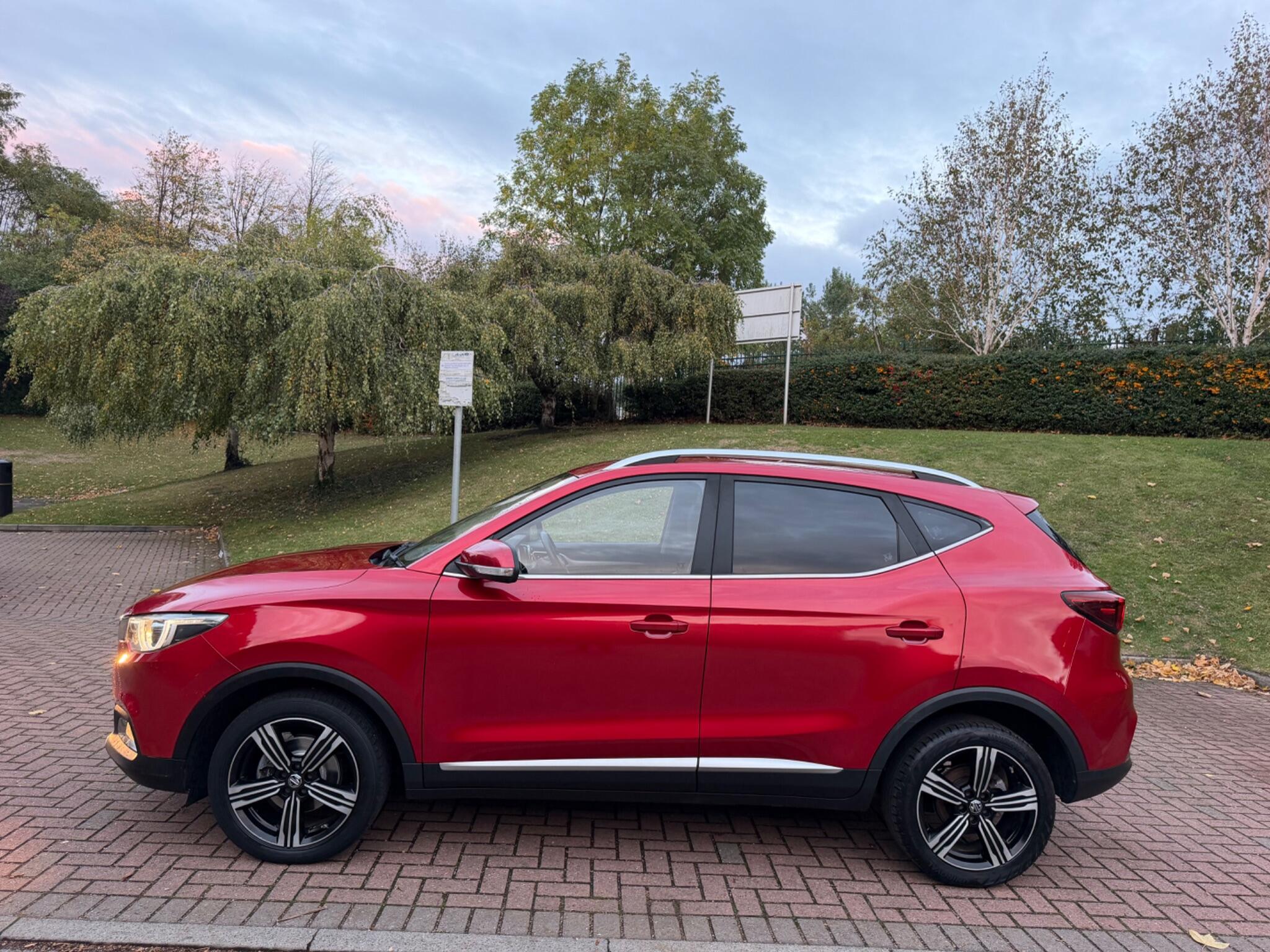 MG MG ZS - Image 7