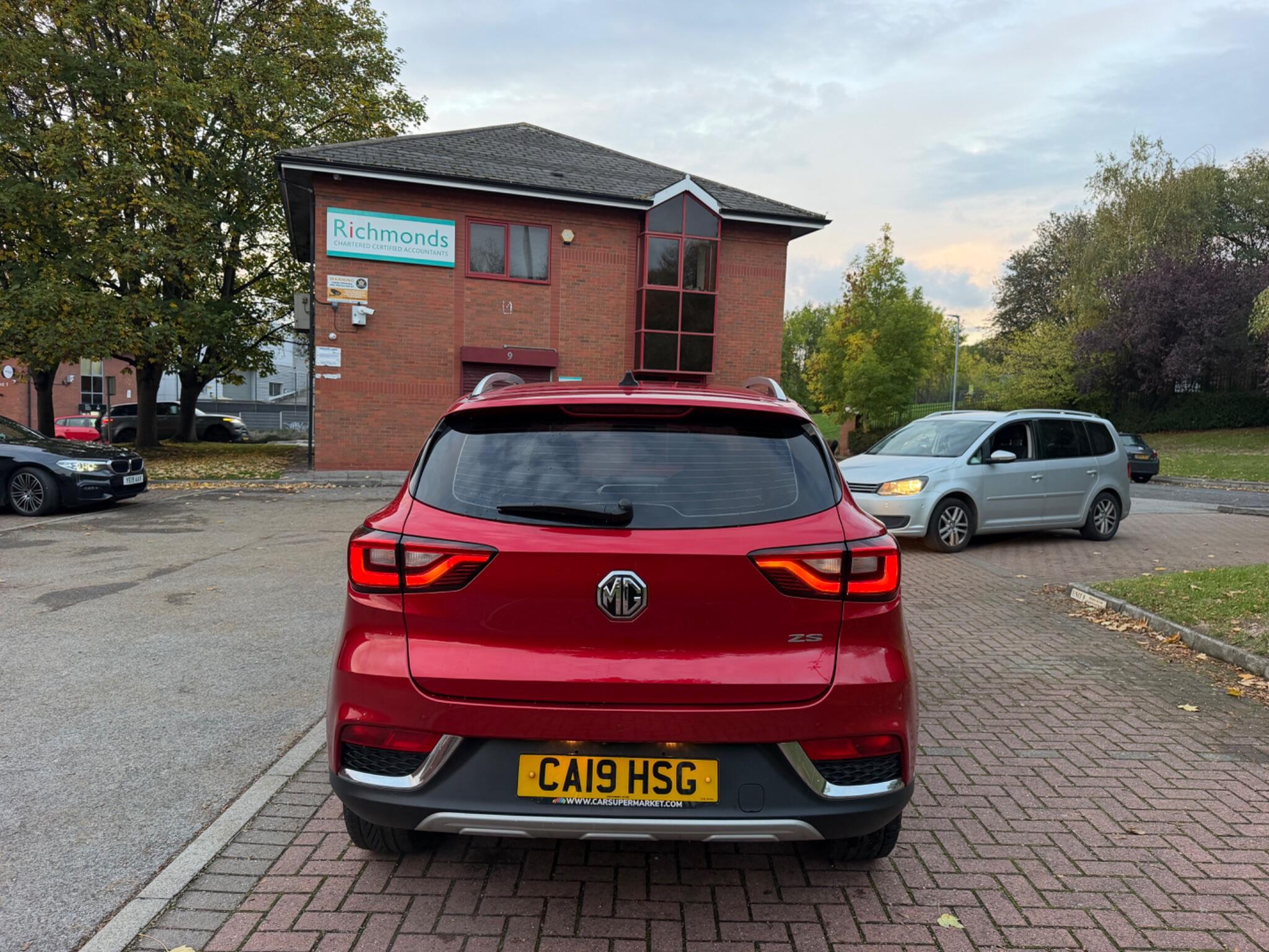 MG MG ZS - Image 15