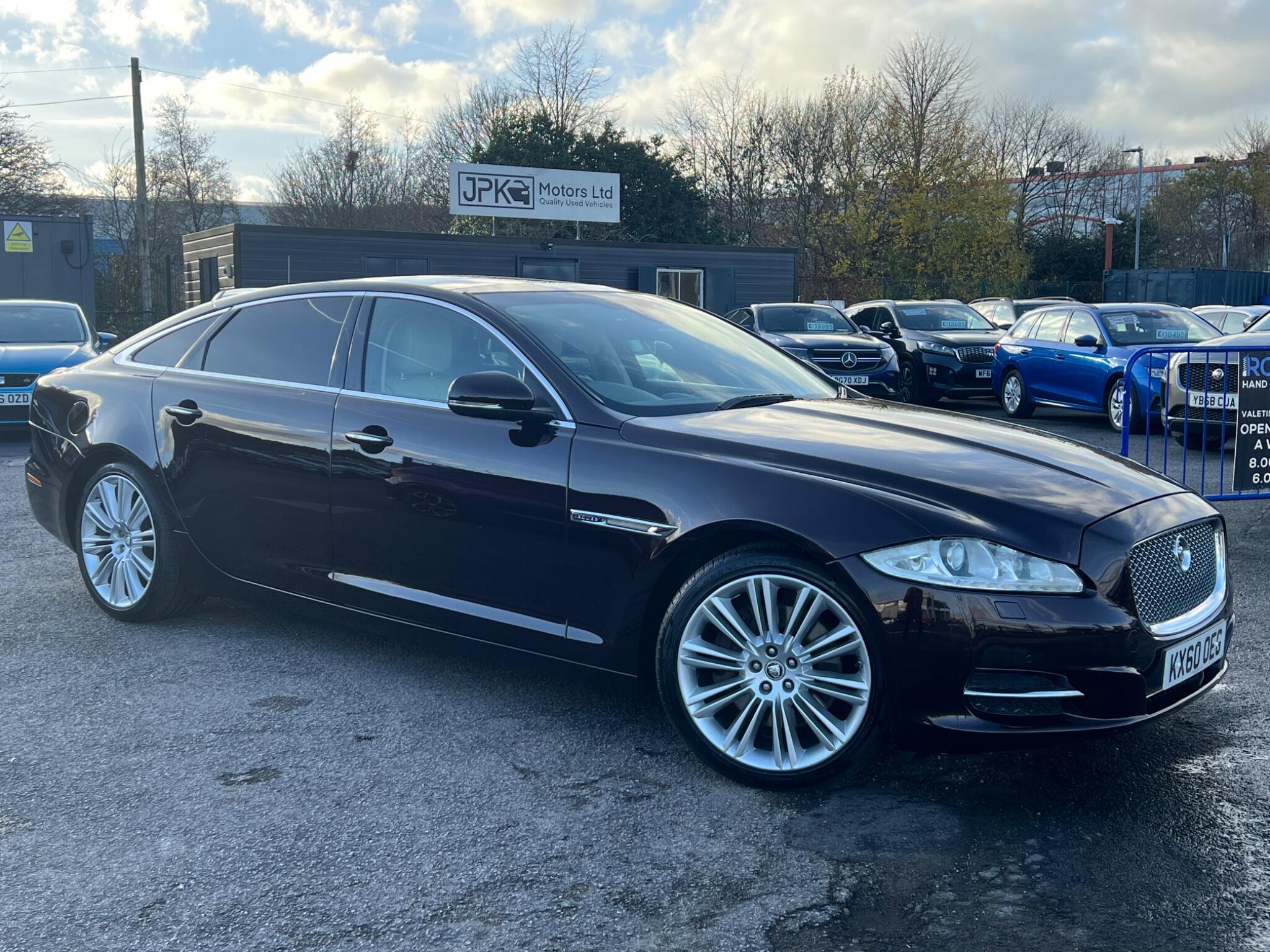 Jaguar XJ