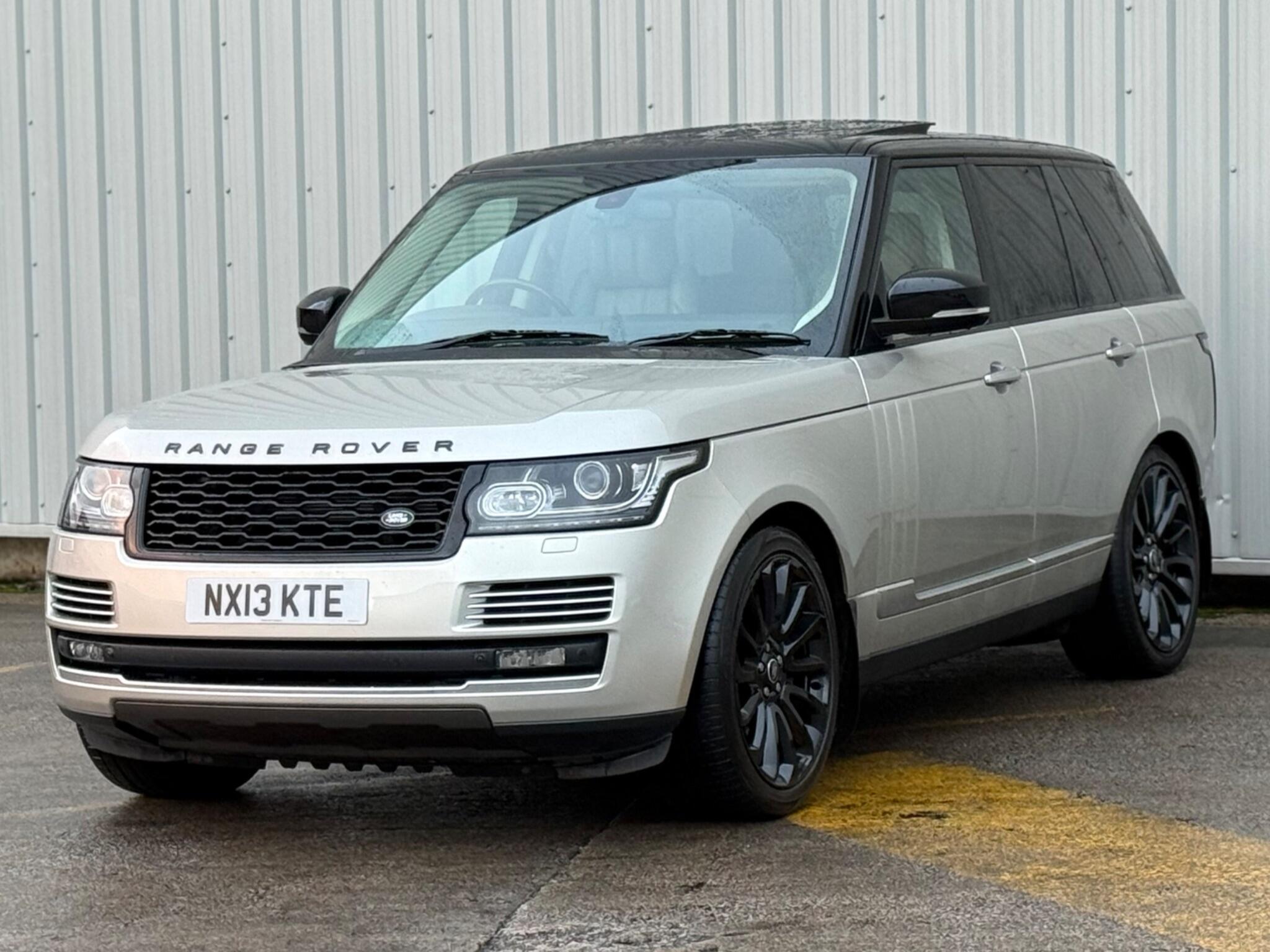 Land Rover Range Rover - Image 8