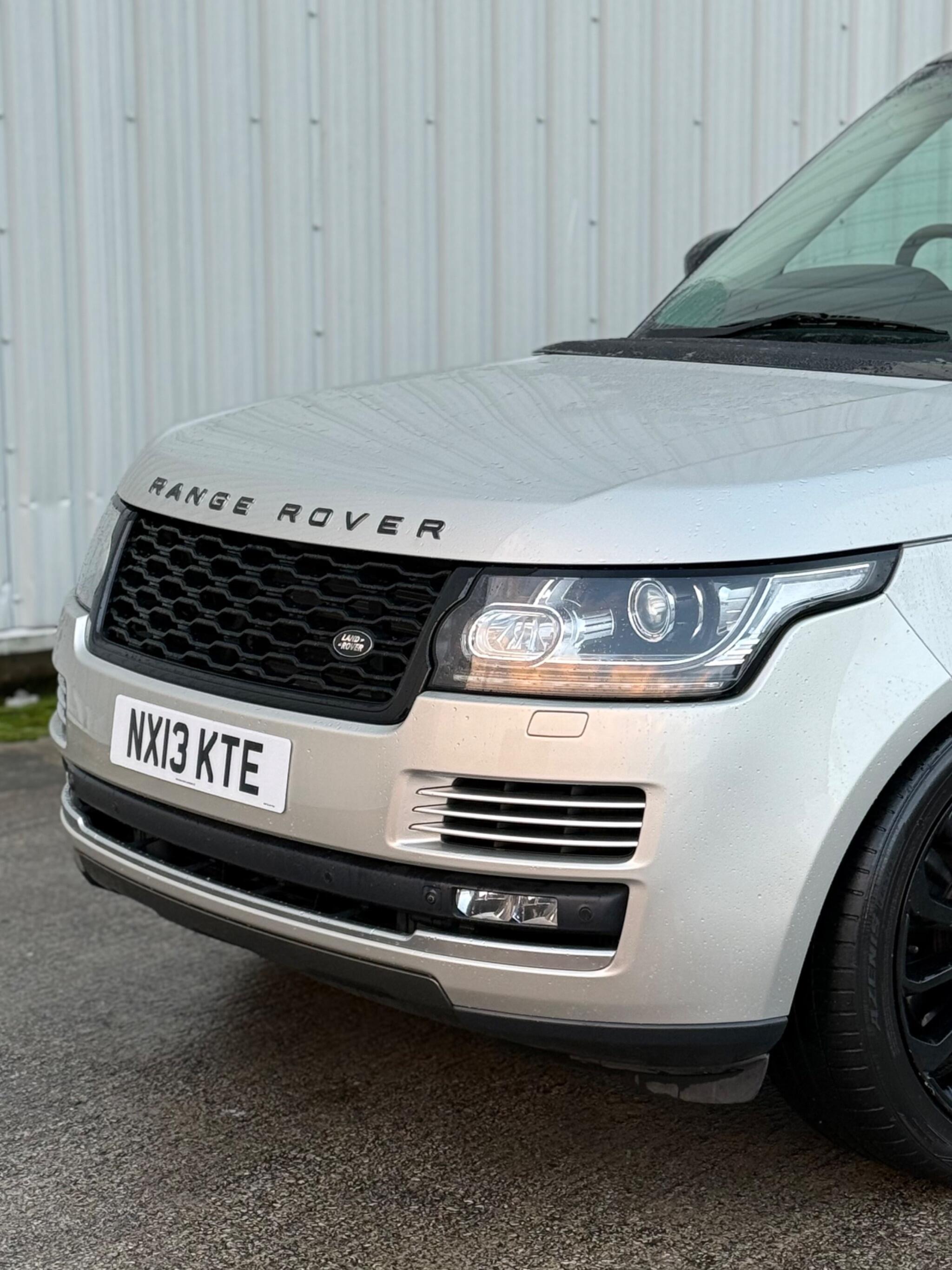 Land Rover Range Rover - Image 17