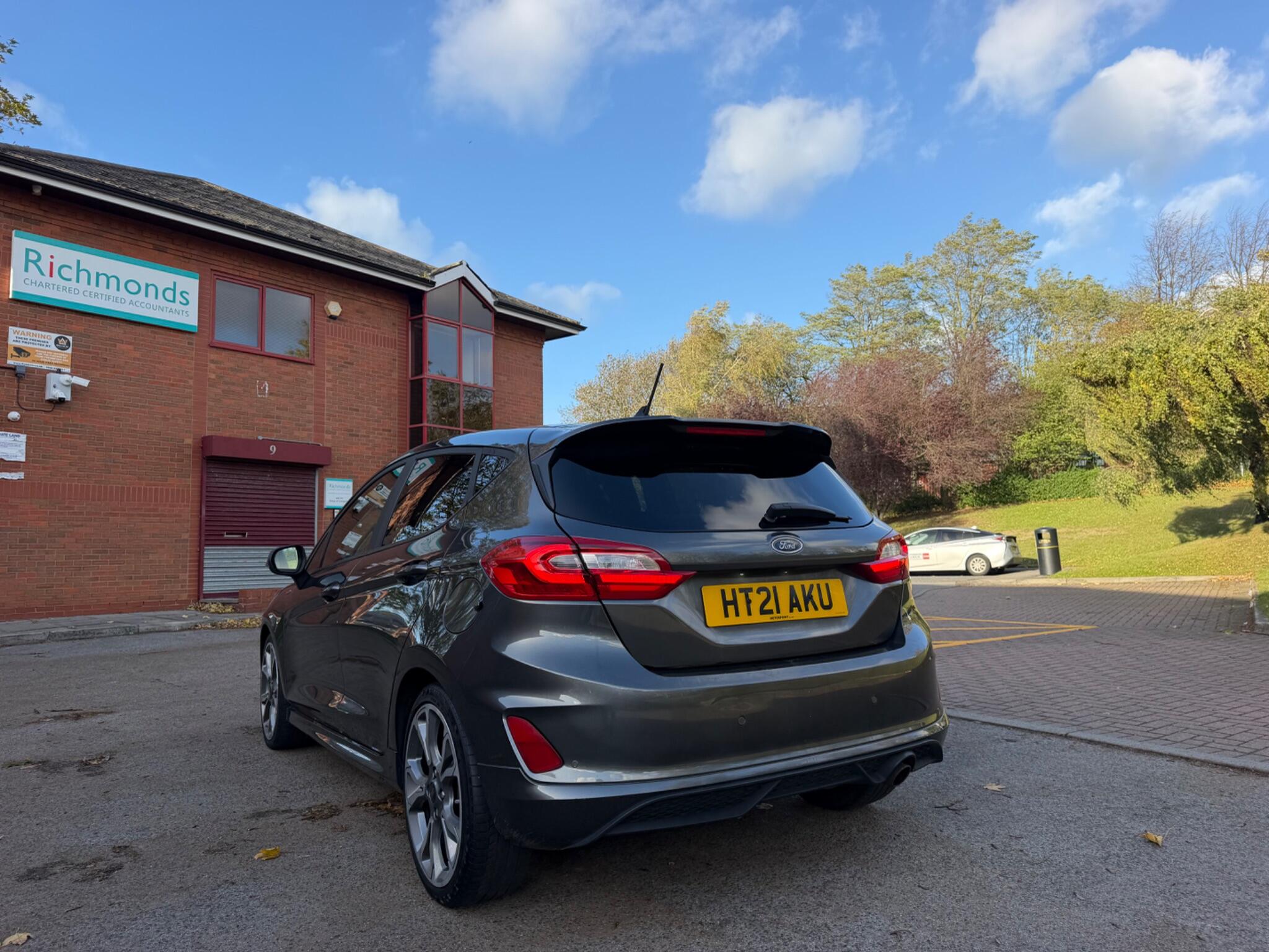 Ford Fiesta - Image 8