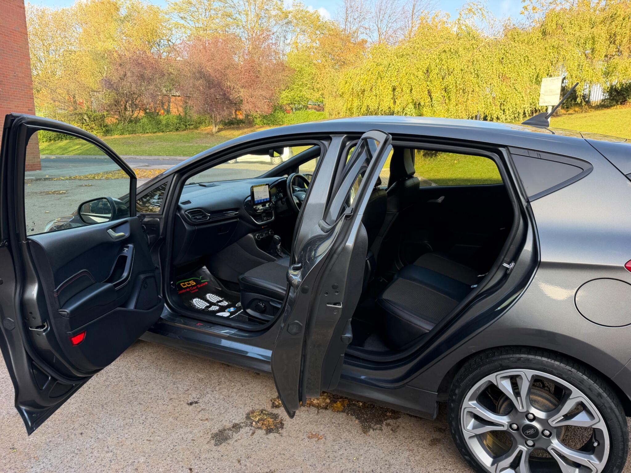 Ford Fiesta - Image 17