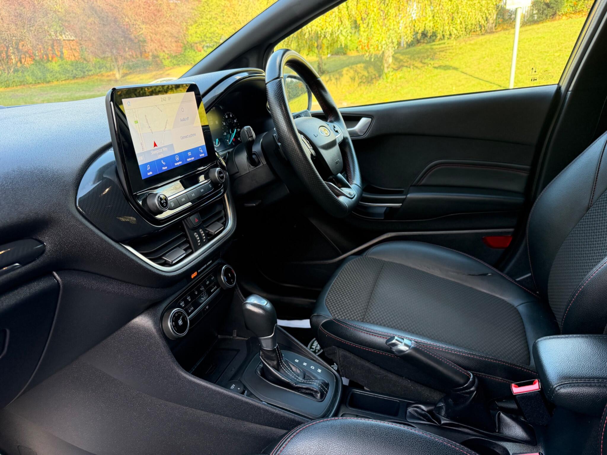 Ford Fiesta - Image 18