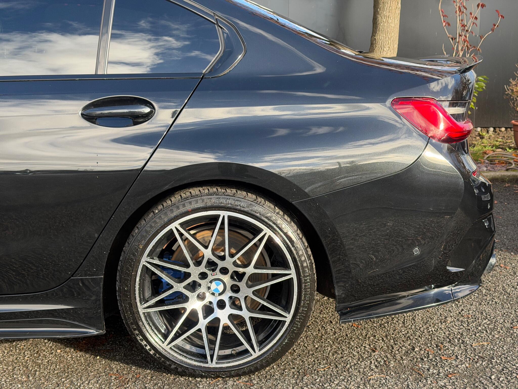 BMW 3 Series - Image 16