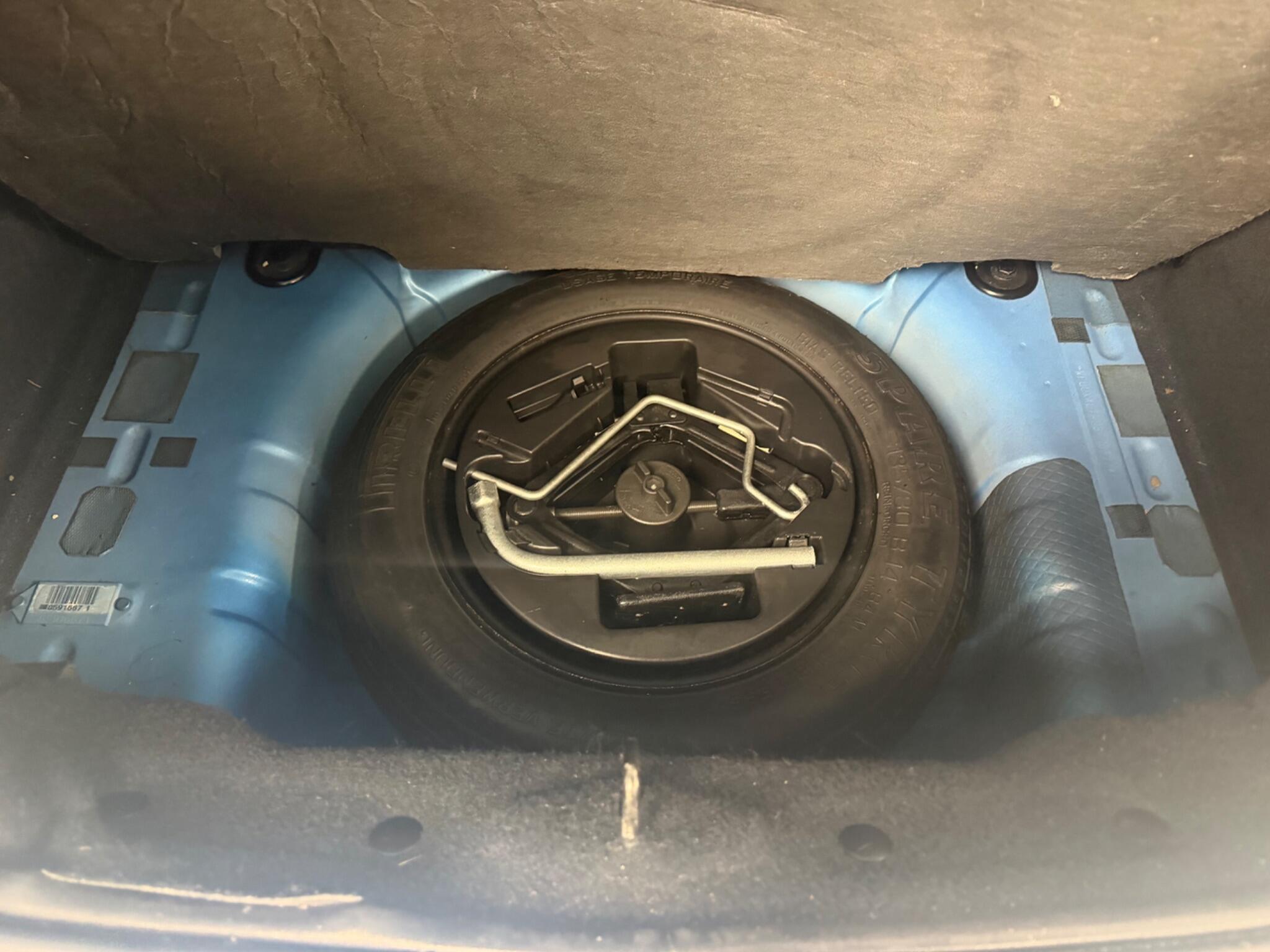 Ford KA - Image 9