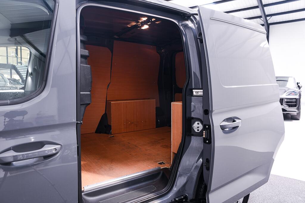 Volkswagen Caddy - Image 15