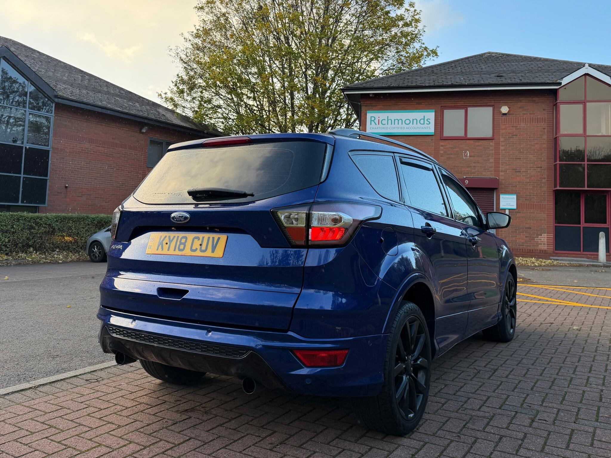 Ford Kuga - Image 18