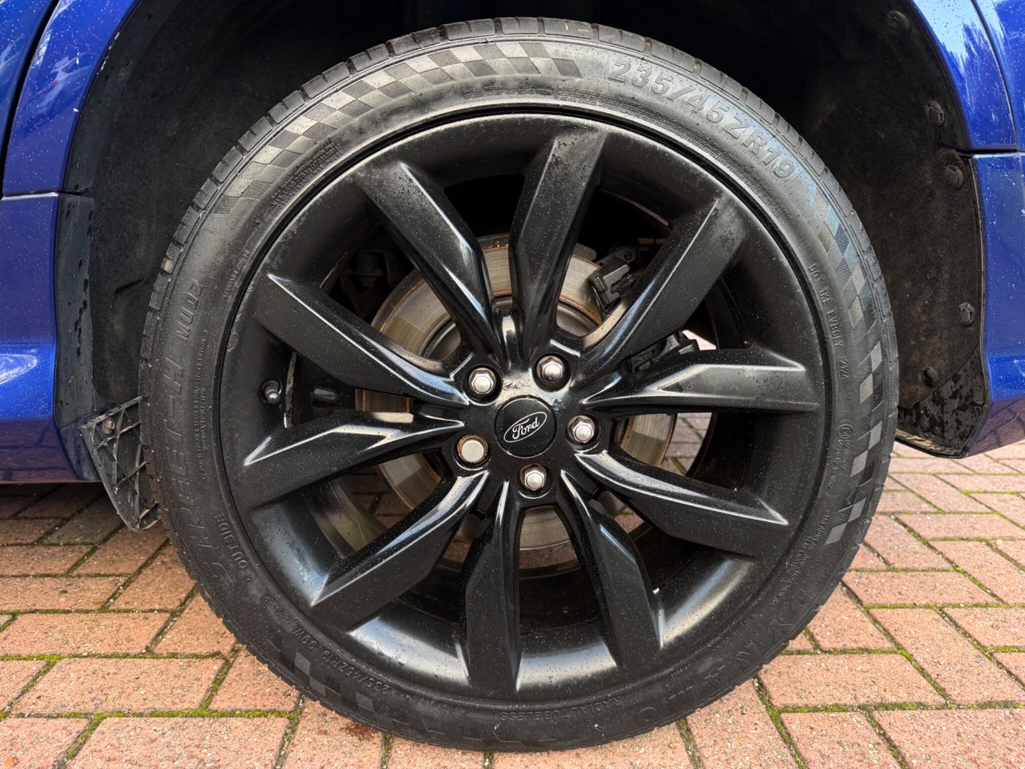 Ford Kuga - Image 20
