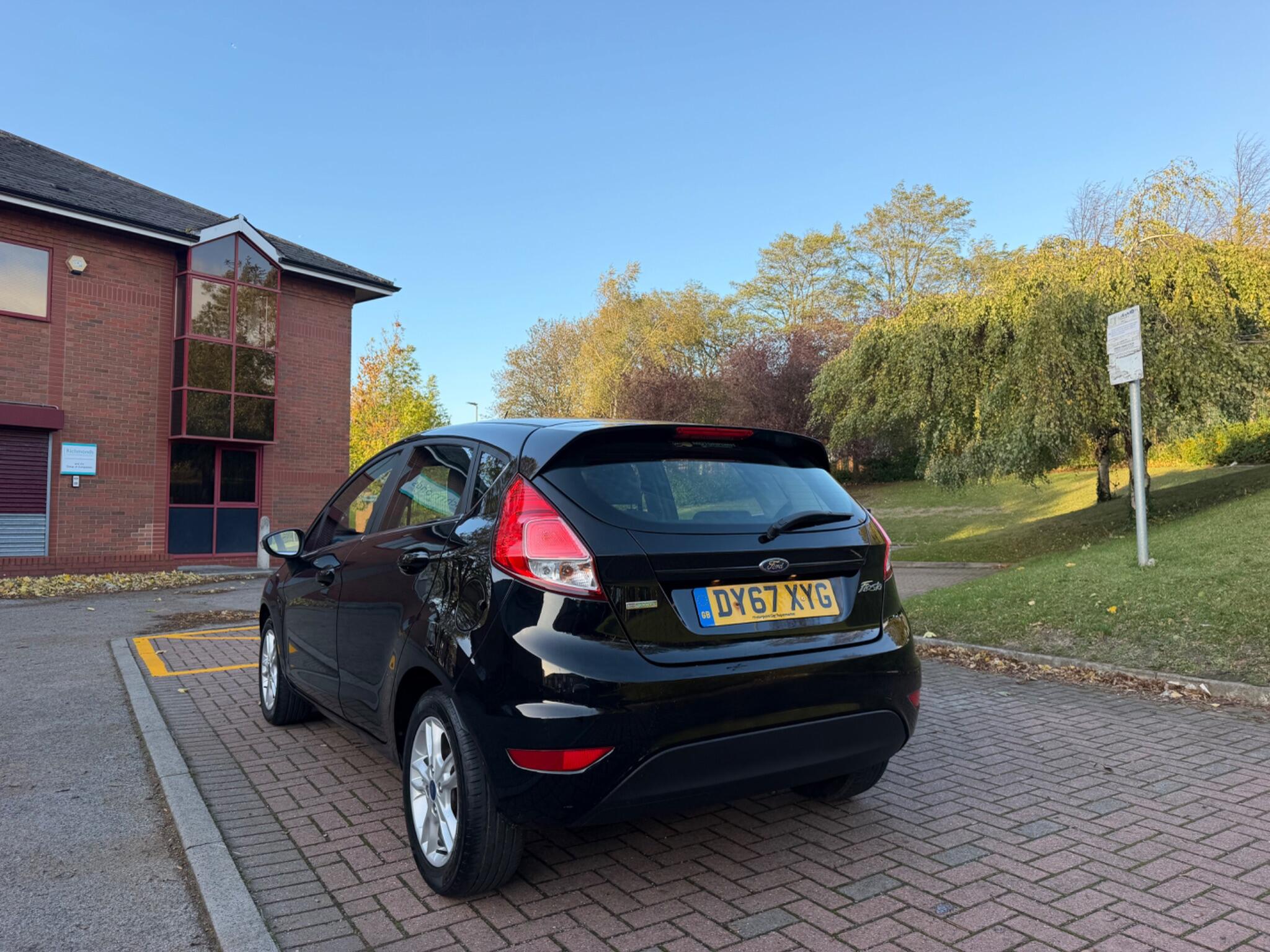 Ford Fiesta - Image 10