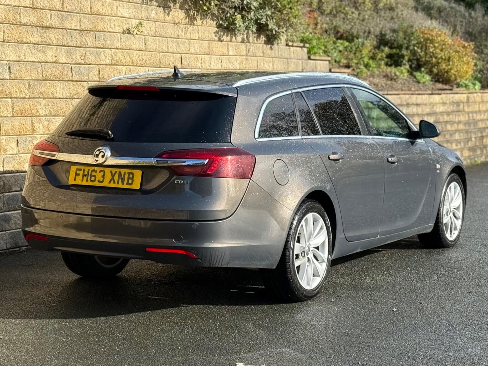 Vauxhall Insignia - Image 10