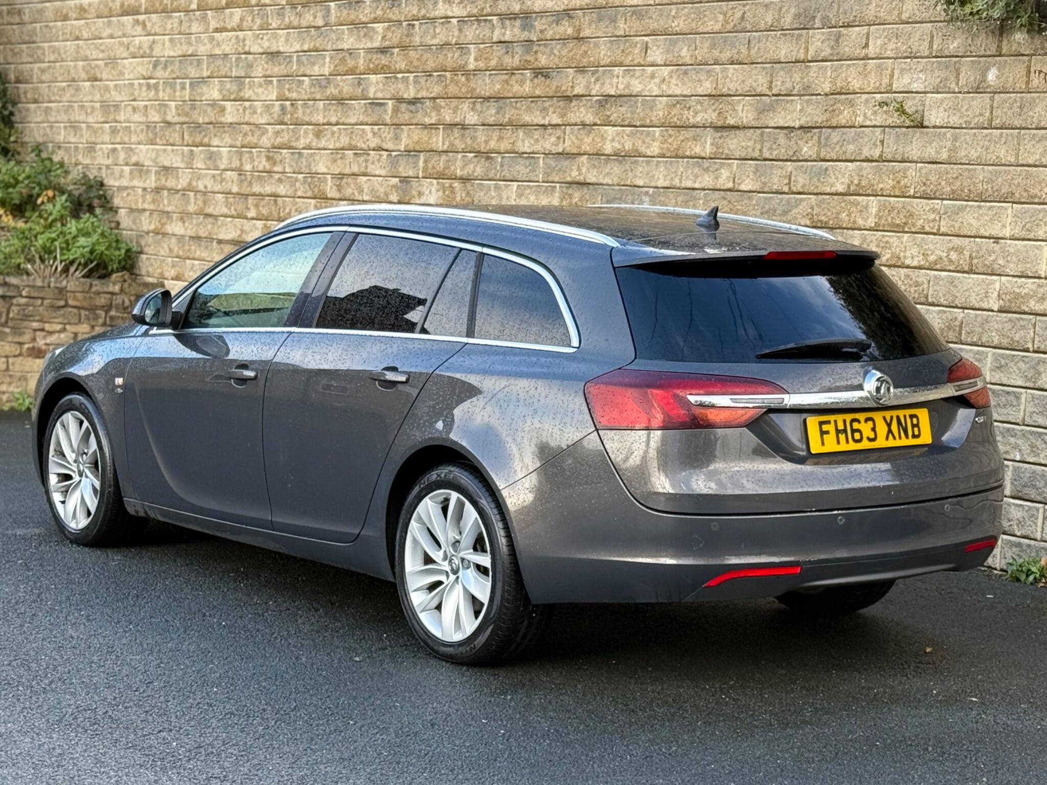 Vauxhall Insignia - Image 13