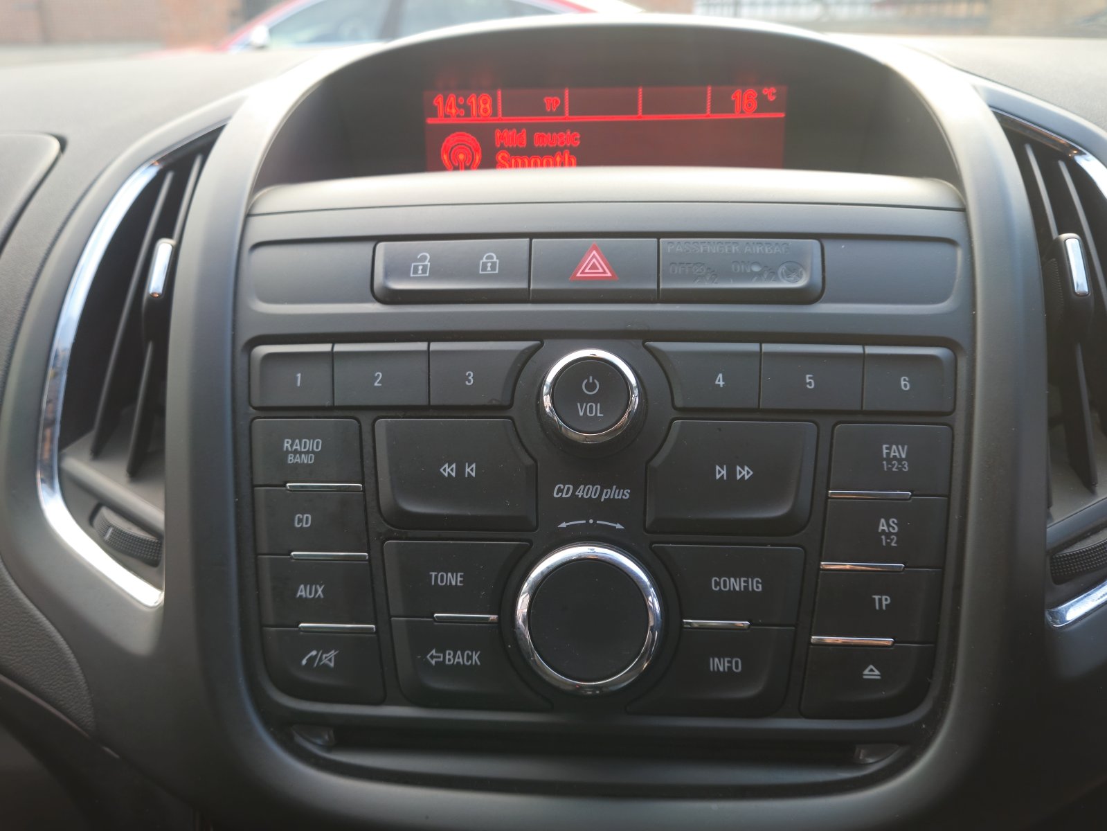 Vauxhall Zafira Tourer - Image 19