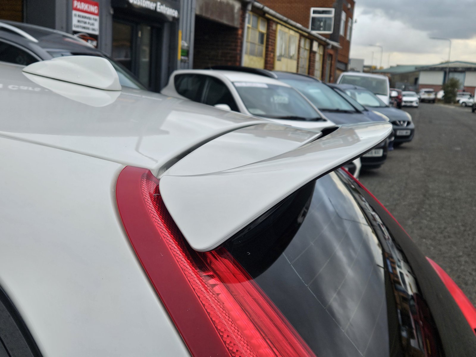 Volvo C30 - Image 13
