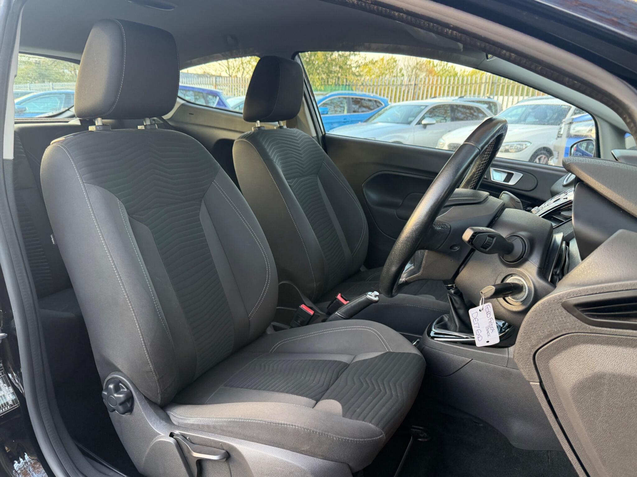 Ford Fiesta - Image 13