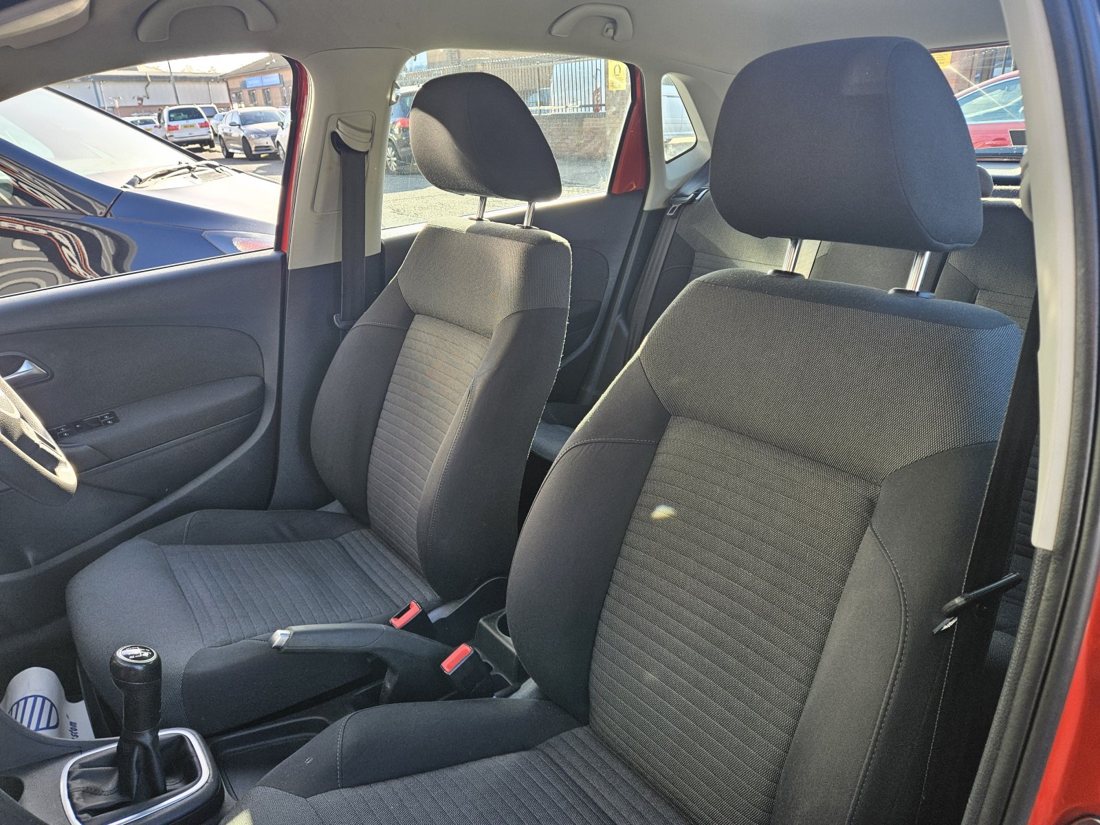 Volkswagen Polo - Image 15