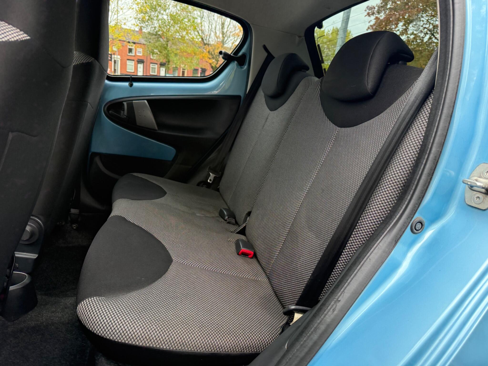 Toyota Aygo - Image 11