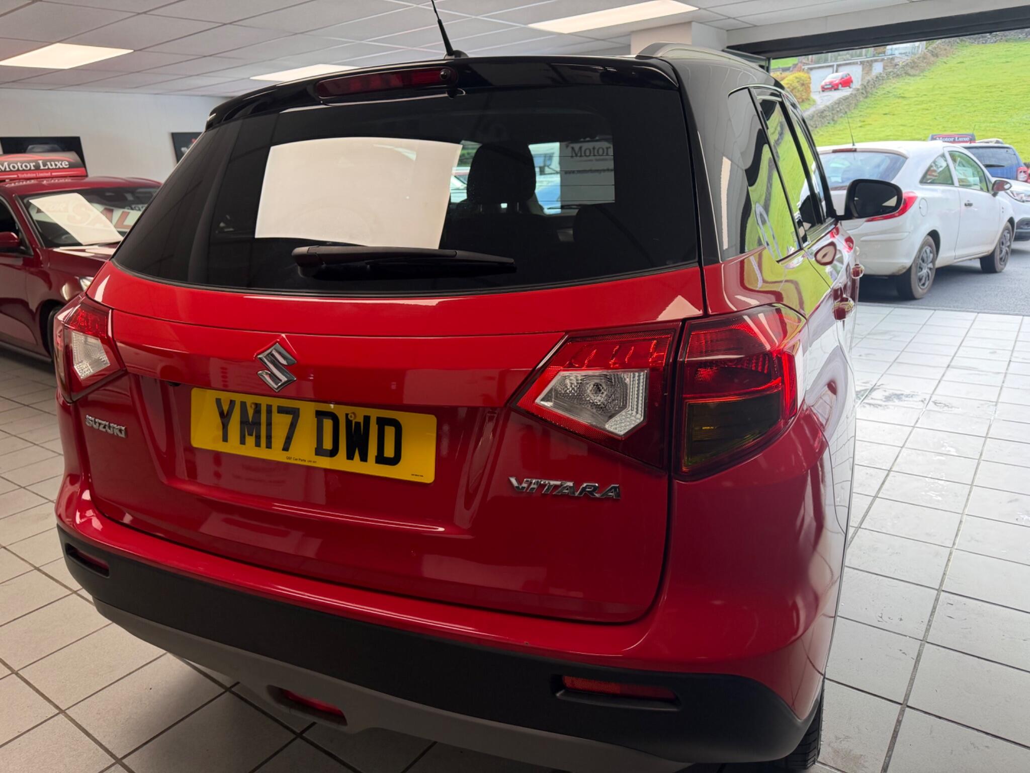 Suzuki Vitara - Image 11