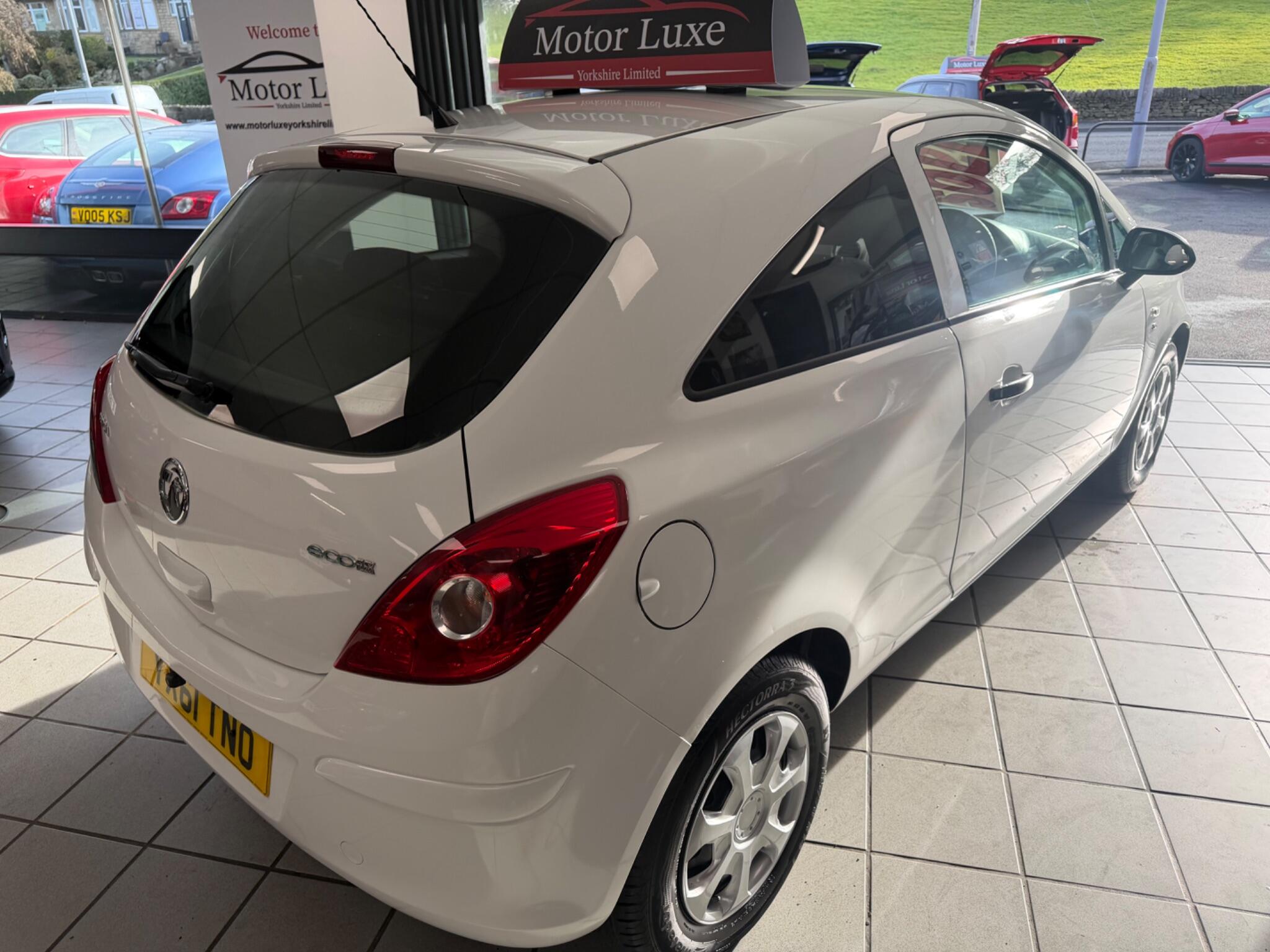 Vauxhall Corsa - Image 11