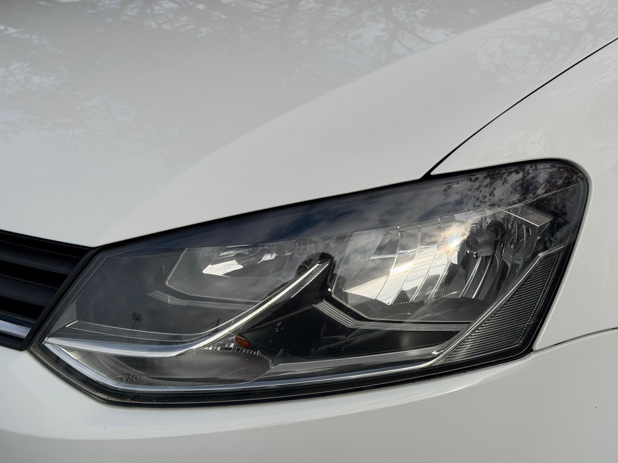 Volkswagen Polo - Image 7
