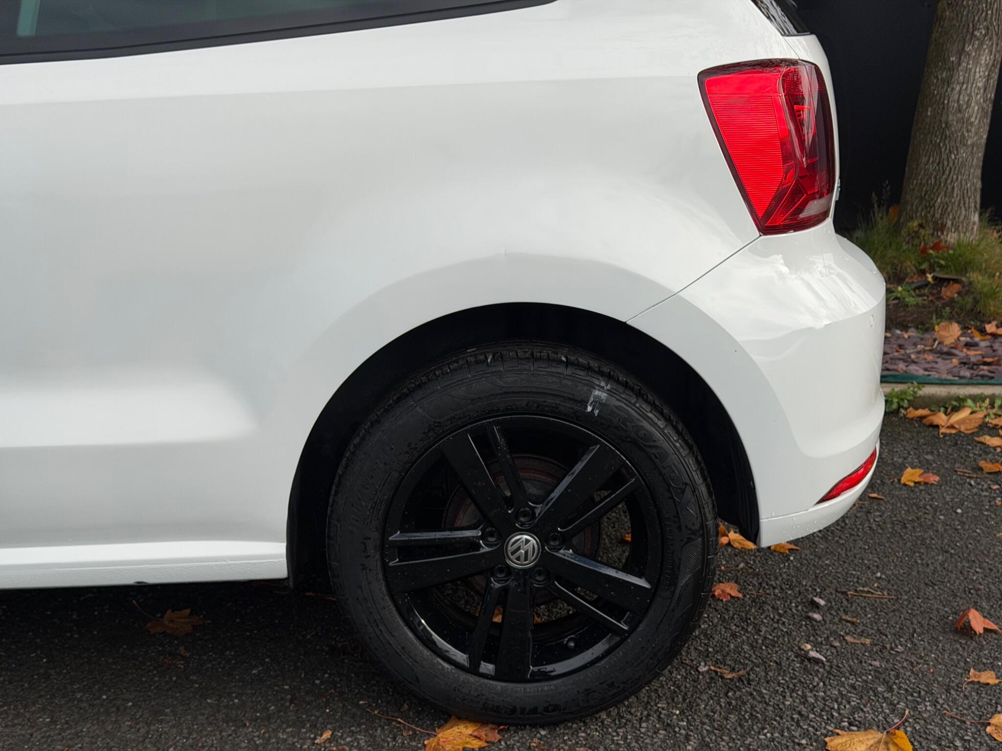 Volkswagen Polo - Image 12