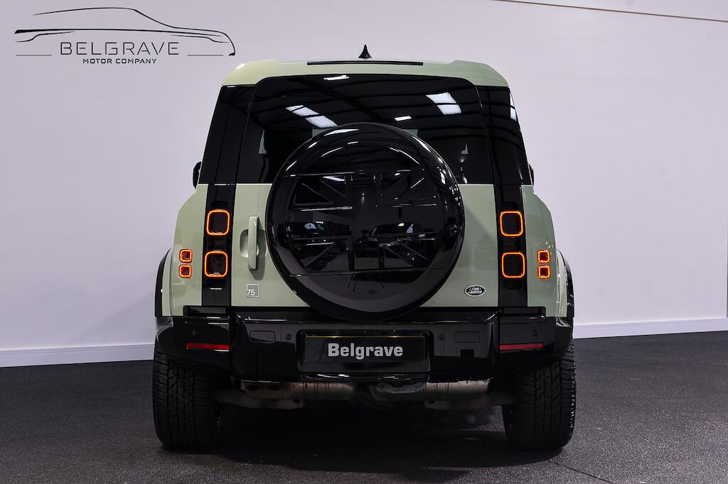Land Rover Defender 90 - Image 8