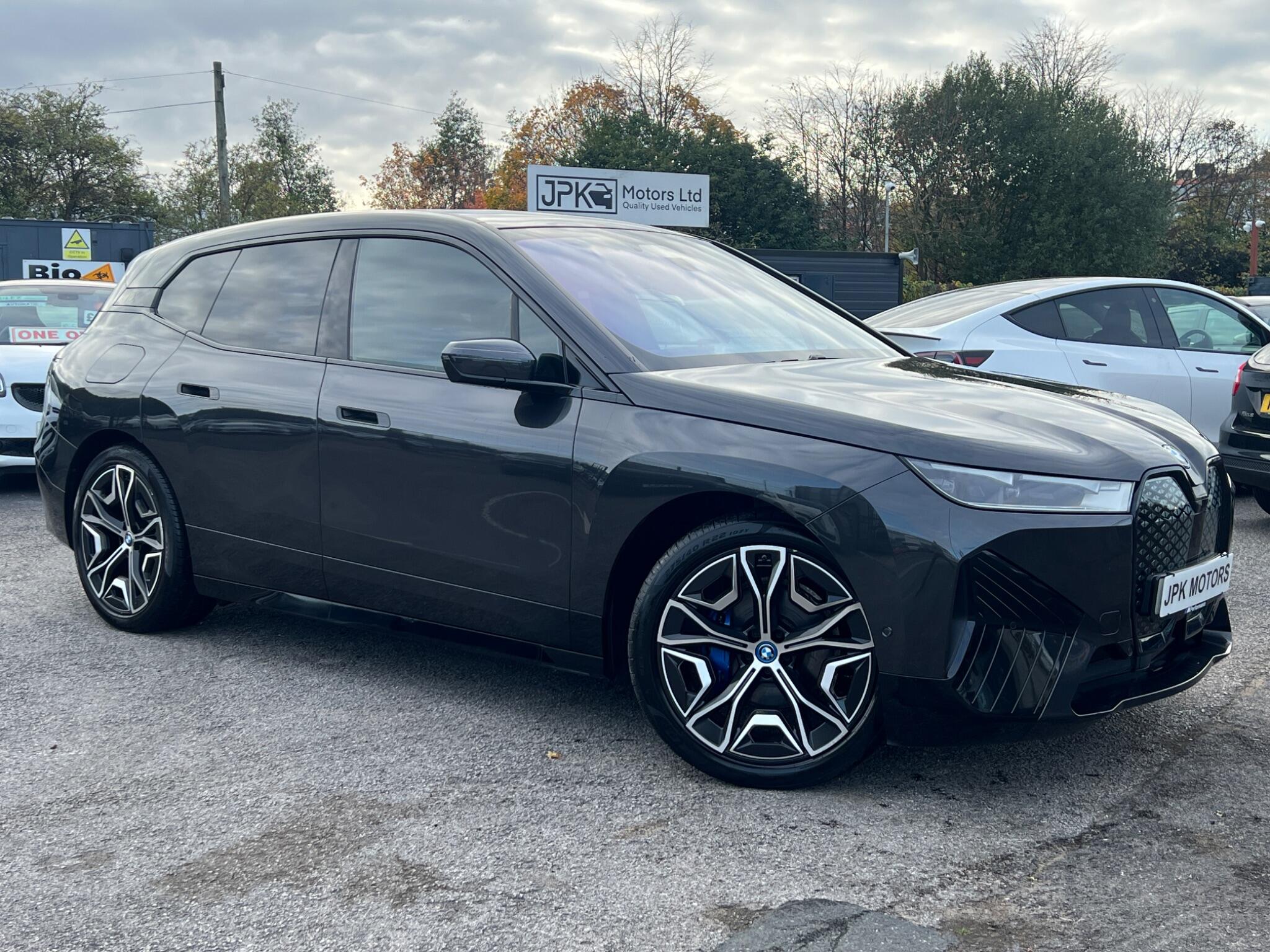 BMW IX