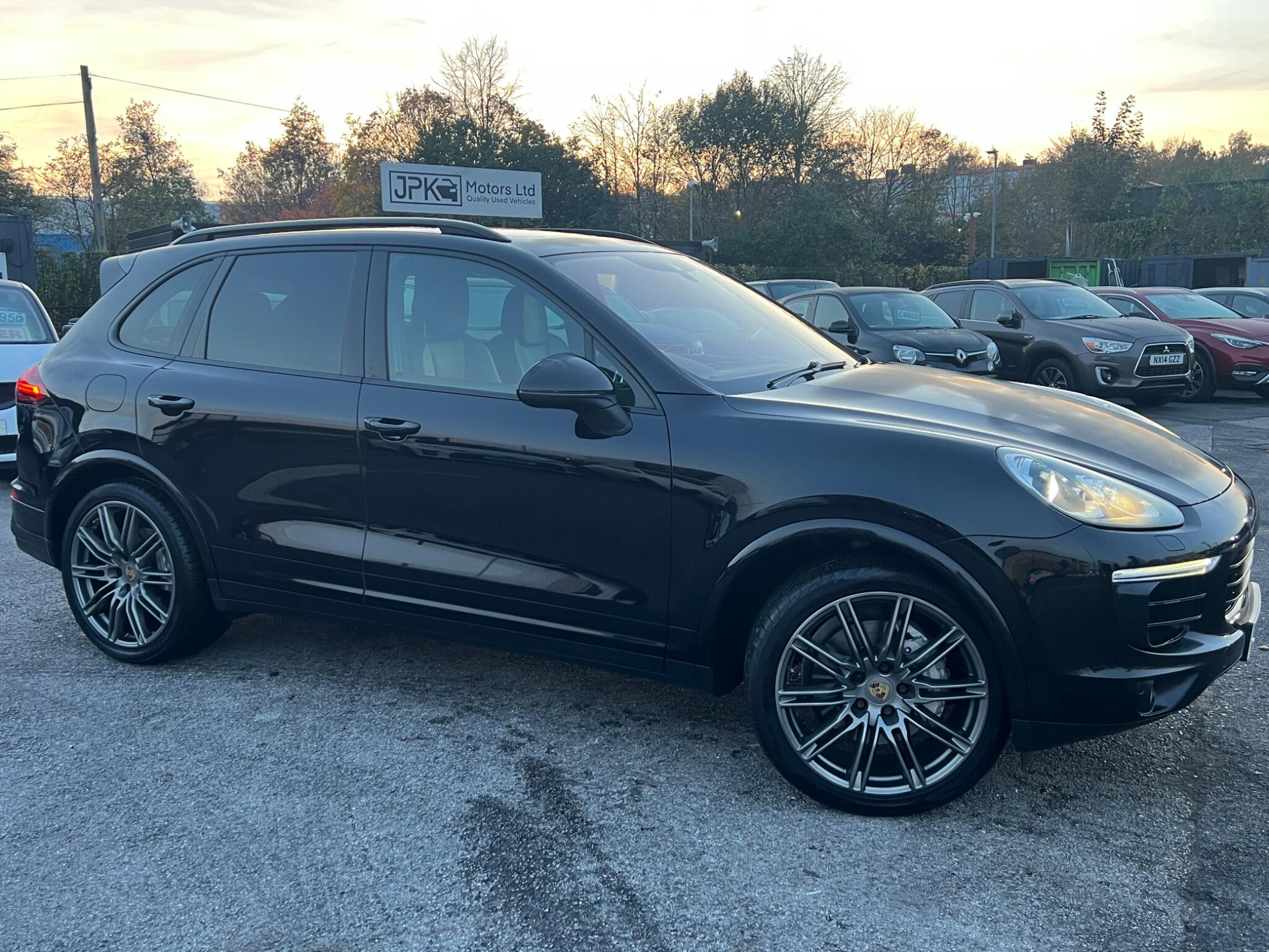 2017 Porsche Cayenne 4.2 TD V8 S Platinum Edition TiptronicS 4WD Euro 6 (ss) 5dr