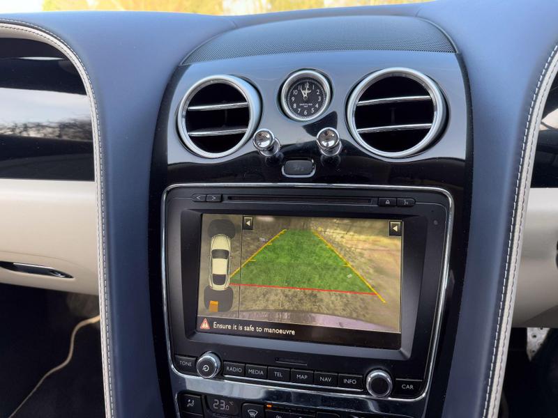 Bentley Continental - Image 11