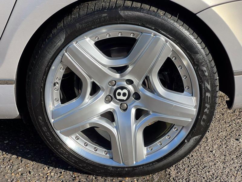 Bentley Continental - Image 6