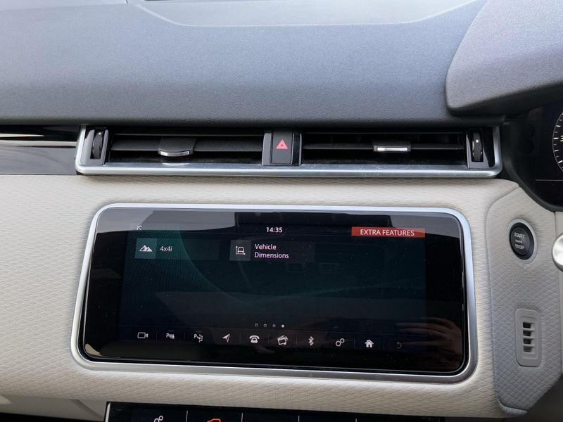 Land Rover Range Rover Velar - Image 16