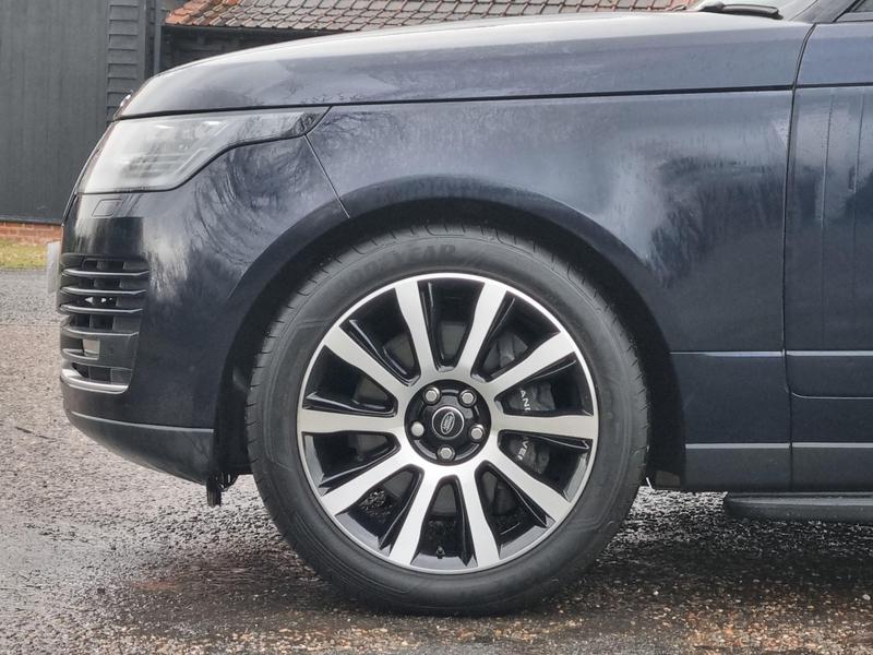 Land Rover Range Rover - Image 4