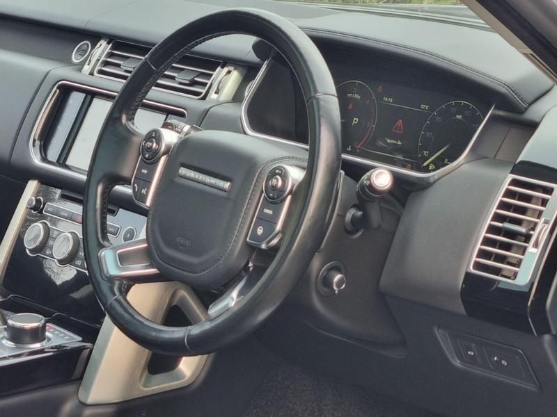Land Rover Range Rover - Image 16