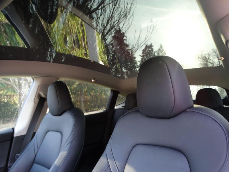 Tesla Model Y - Image 6