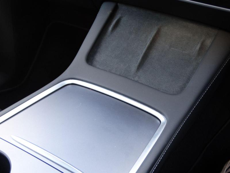 Tesla Model Y - Image 15