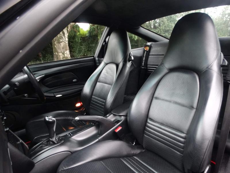 Porsche 911 - Image 9