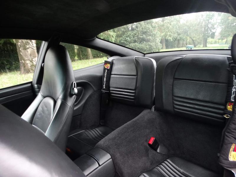 Porsche 911 - Image 10