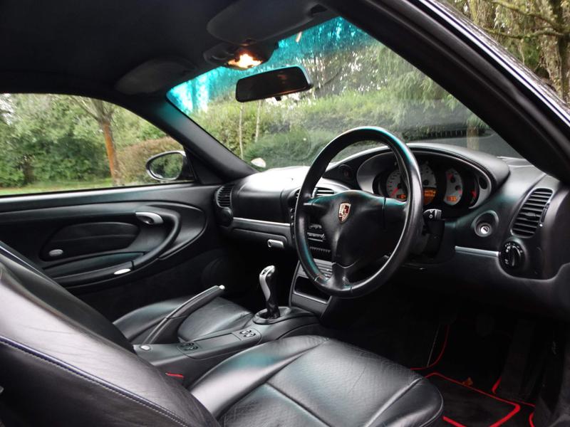 Porsche 911 - Image 13