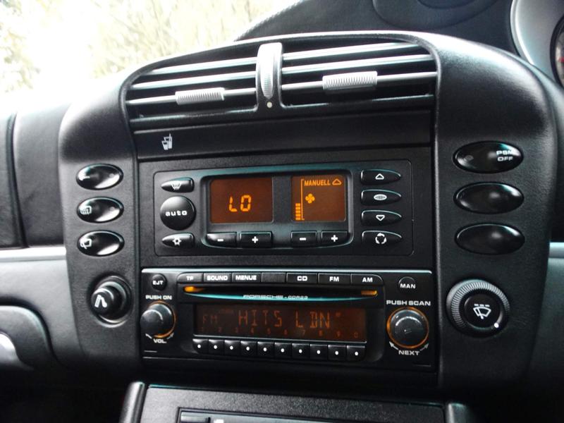 Porsche 911 - Image 14