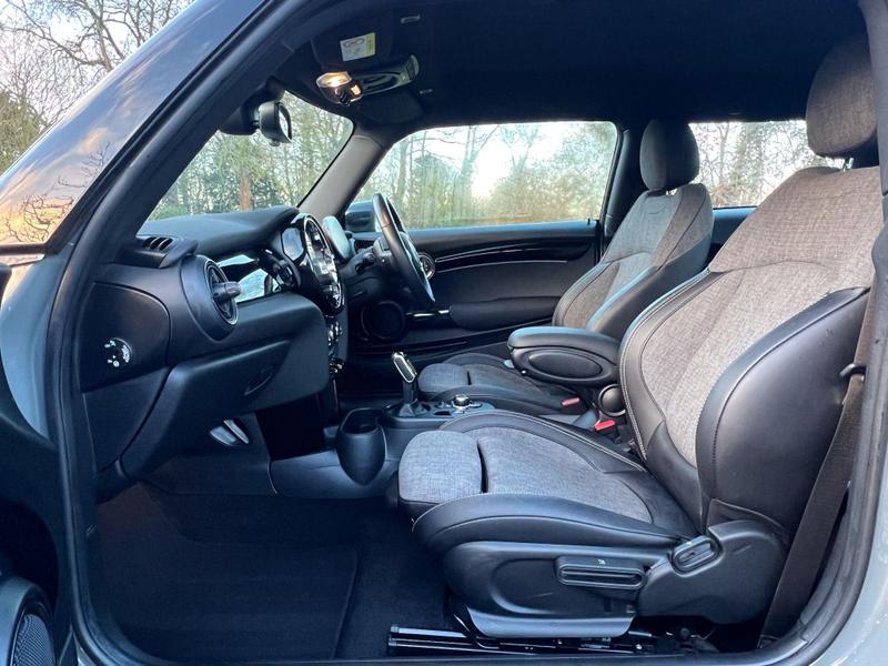 MINI Electric Hatch - Image 3