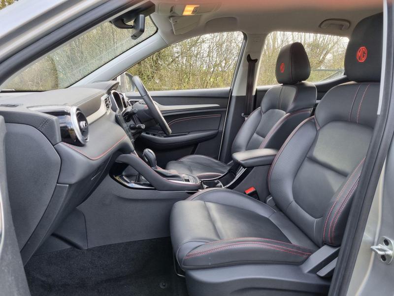 MG MG ZS - Image 4