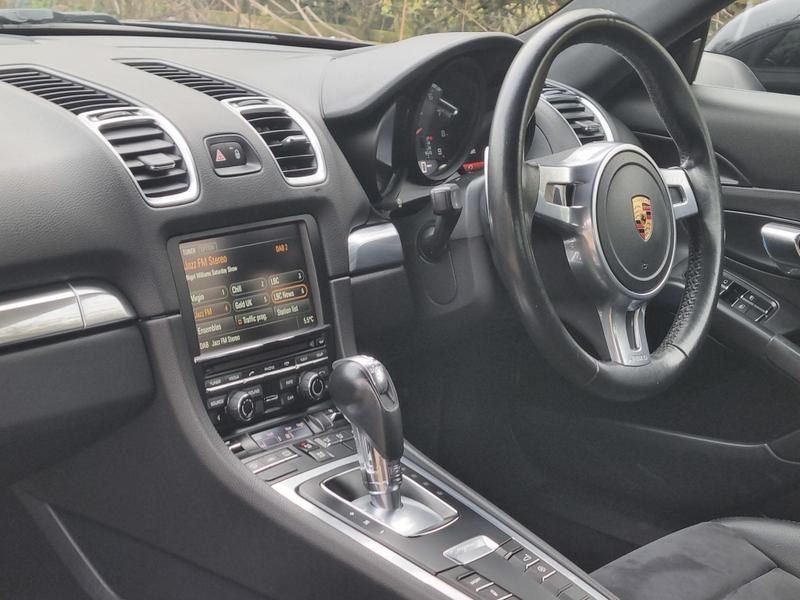 Porsche Cayman - Image 9