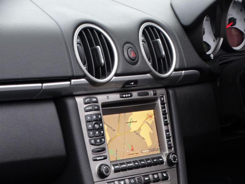 Porsche Boxster - Image 13