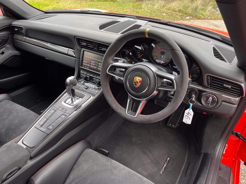 Porsche 911 - Image 5