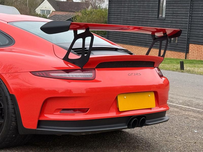 Porsche 911 - Image 6